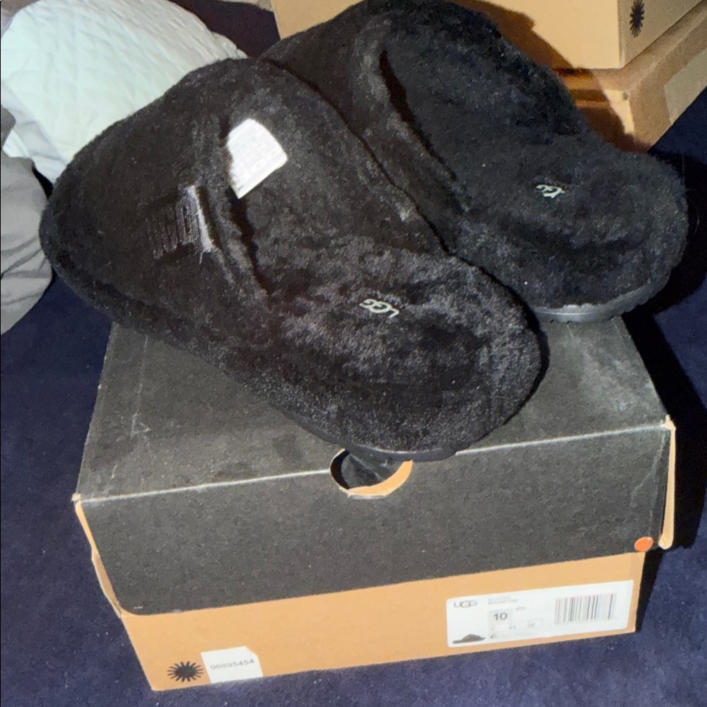 UGG Black Men's Slippers